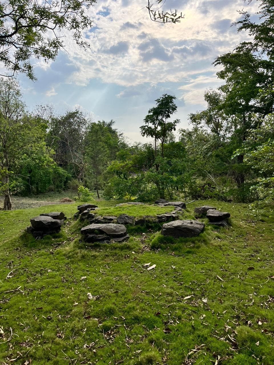 Natural stone seating circle